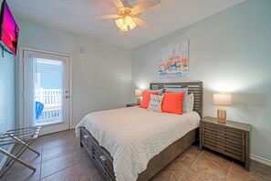 7 bedrooms, free WiFi, bed sheets - 4 Costa Bahia Condos (Sleeps 24 w/ Pool, Minutes to the Beach, Pet-Friendly) (Port Aransas)