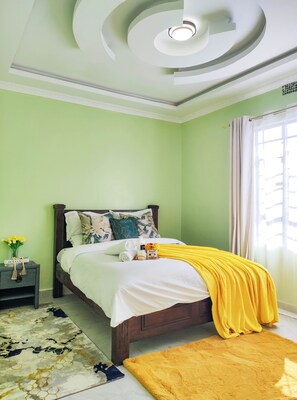 3 chambres, coffres-forts dans les chambres, fer et planche à repasser