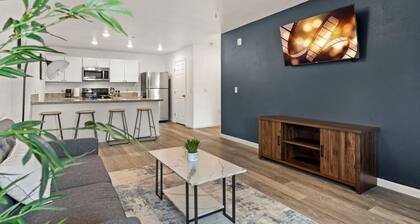Close to City Life | Free Parking