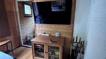 Cabin, 2 Bedrooms, Patio | Room amenity