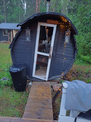 Cabane, 2 chambres, patio | Extérieur