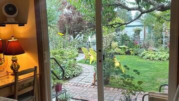 3 makuuhuonetta, silitysrauta/-lauta, Wi-Fi, vuodevaatteet