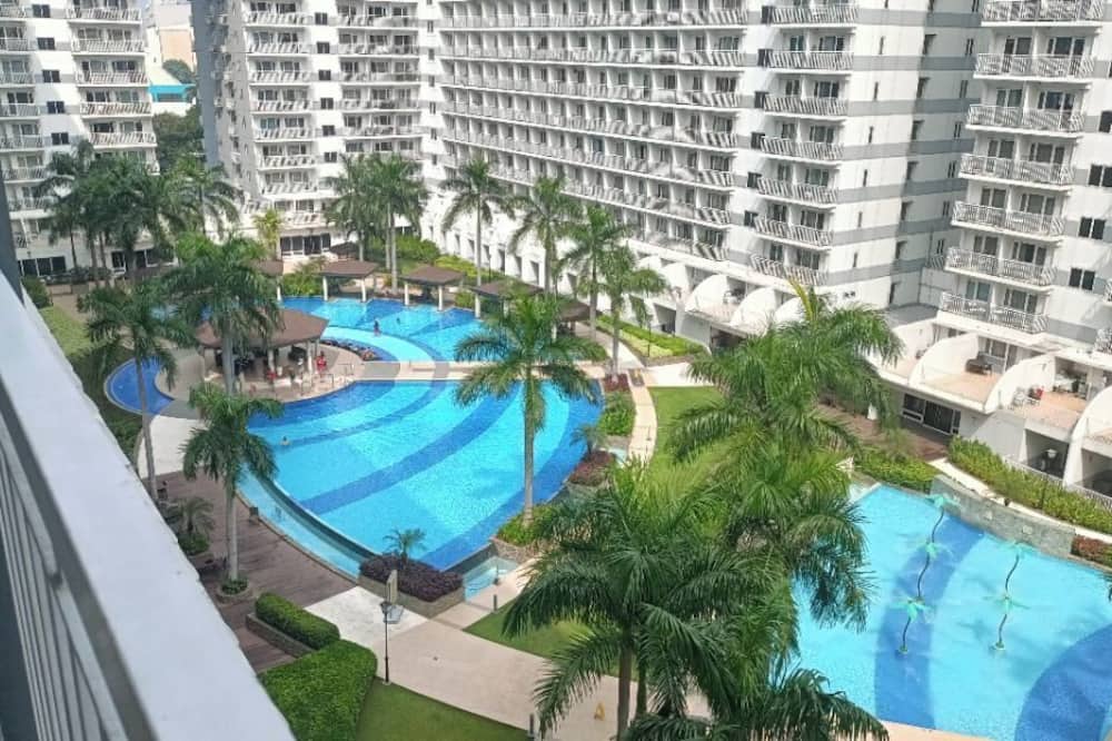 1 BR Shell Residences Facing amenities