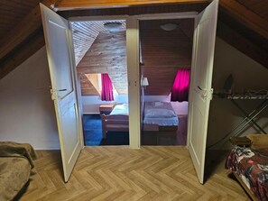 4 間睡房、熨斗/熨衫板、Wi-Fi、床單