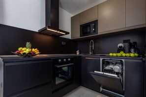 Fridge - Exquisite Prestige Luxury Apartments With Shared Pool (Zadar)
