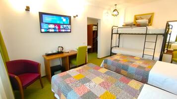 Comfort Double or Twin Room | Free WiFi, bed sheets