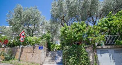 Petrovac Serenity Stay Near the Beach