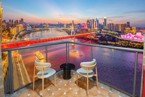 Apartemen Desain, Beberapa Tempat Tidur, ensuite, pemandangan samudra | Kedap suara, Wi-Fi gratis, dan seprai linen