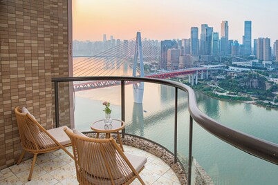  Nuanyu Apartment with River View & Drone Show View