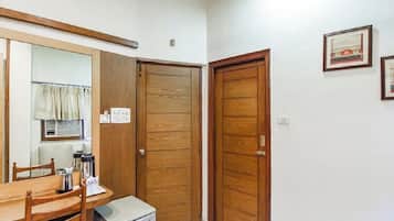 Comfort Suite | 1 bedroom, desk, soundproofing, free WiFi
