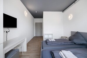 1 bedroom, free WiFi, bed sheets