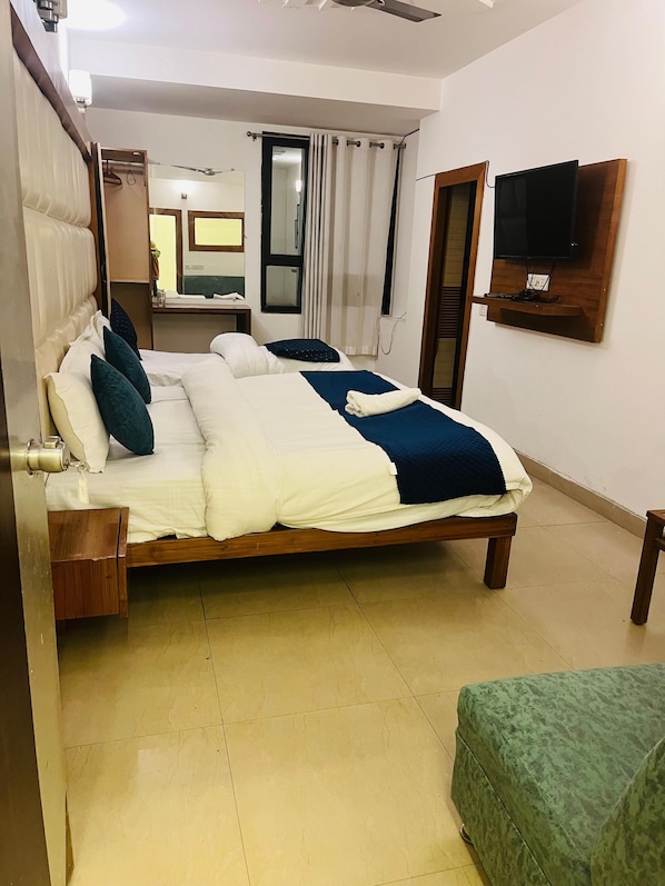 Interior - My Home Hotels (New Delhi)