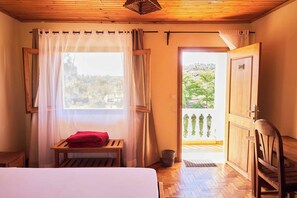 Economy Double Room, 1 Queen Bed, Balcony, Garden View