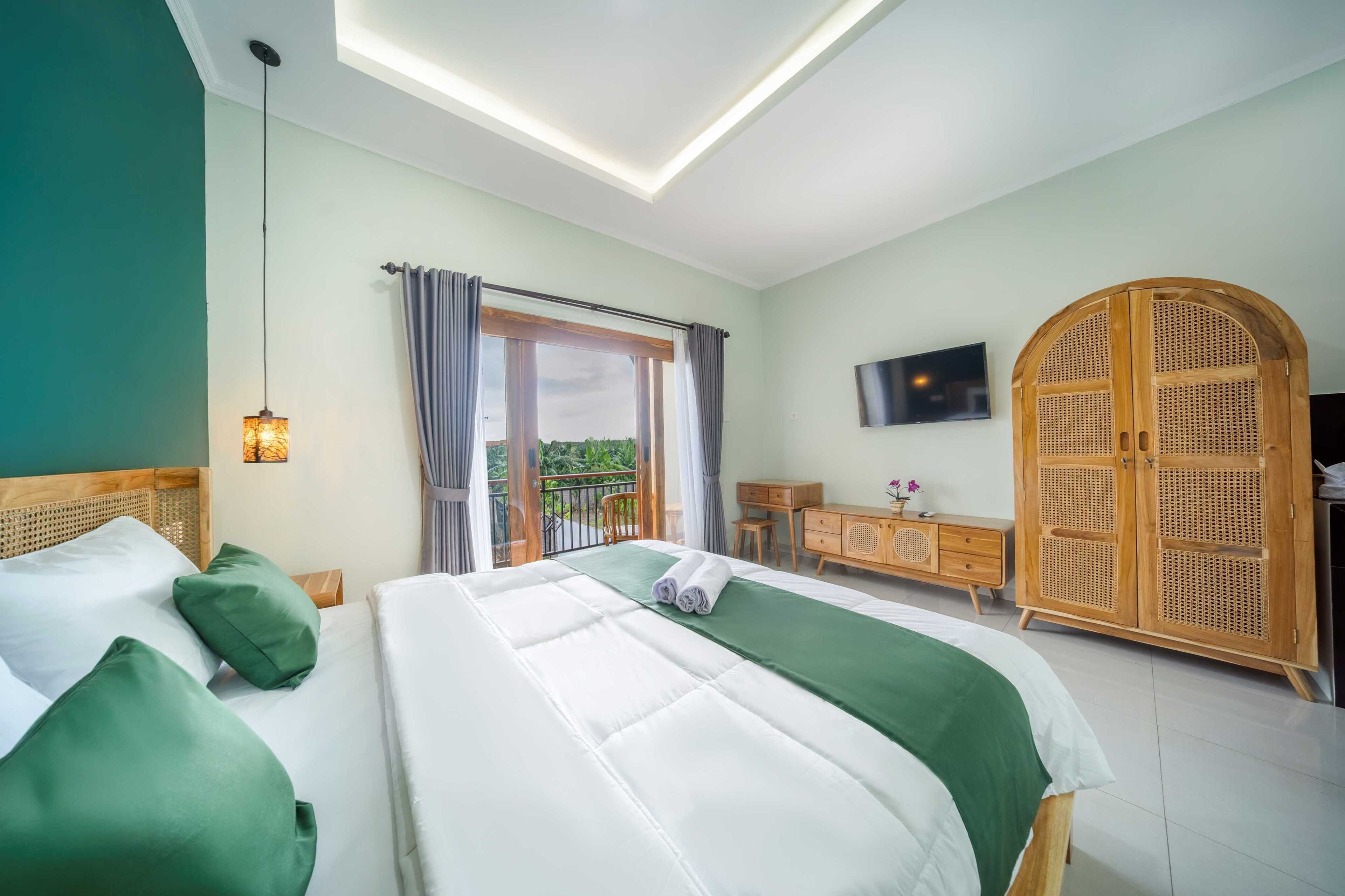 Deluxe Room, Pool View | View from room