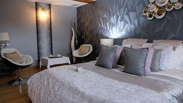 Coffres-forts dans les chambres, rideaux occultants