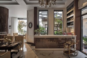 Bar (en la propiedad)