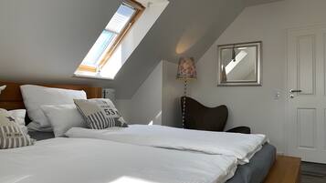 2 Schlafzimmer, BĂŒgeleisen/BĂŒgelbrett, kostenloses WLAN, BettwĂ€sche