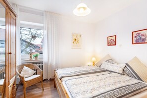 2 habitaciones, tabla de planchar con plancha y wifi gratis 