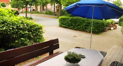 Ferienwohnung 'Am Kirchplatz' mit privater Terrasse und WLAN