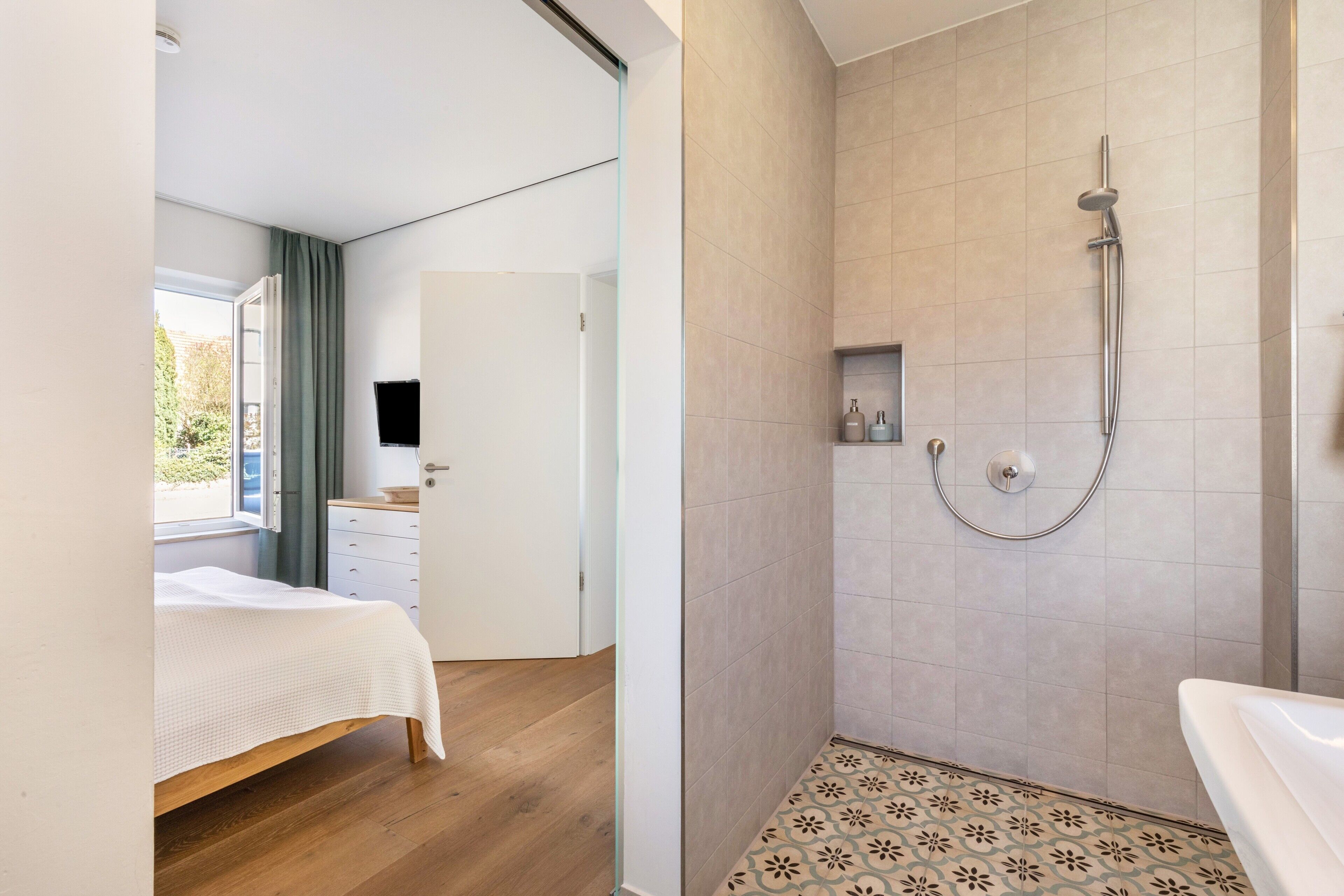 Doccia, asciugacapelli, asciugamani