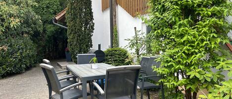 Ulkoruokailutilat