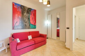 Family Apartment, Multiple Bedrooms, Mountainside (Miramare 2 LUX - Total Sea View) | Living area