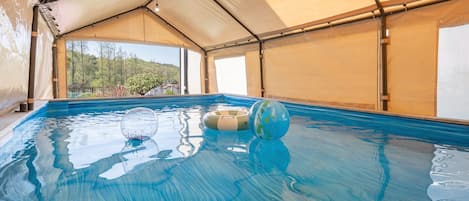 Basic Room, 3 Bedrooms (Freesia B) | 3 bedrooms, free WiFi