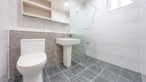 Eenvoudige kamer, 3 slaapkamers (Freesia  A) | 3 slaapkamers, gratis wifi