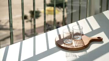 Basic Room, 1 Bedroom (room 304(no pet)) | 1 bedroom, free WiFi