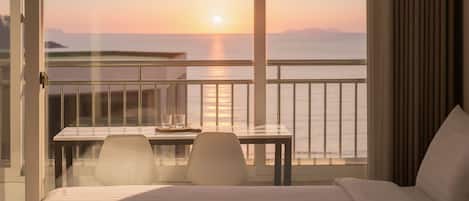 Basic Room, 1 Bedroom (room 304(no pet)) | 1 bedroom, free WiFi