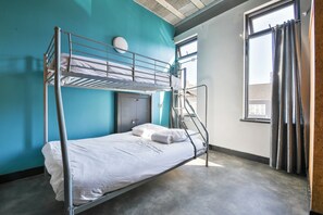 Wi-Fi gratuit, draps fournis