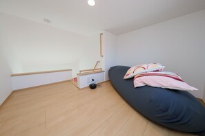 Huoneisto, tupakointi kielletty (D-1) | 1 makuuhuone, ilmainen Wi-Fi