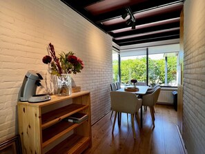 Casa clássico, 3 quartos | Opções para refeição