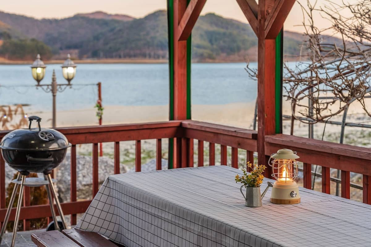 Basic Room, 2 Bedrooms (Room 104 (Ocean View / Private Barbec) | 1 bedroom, free WiFi