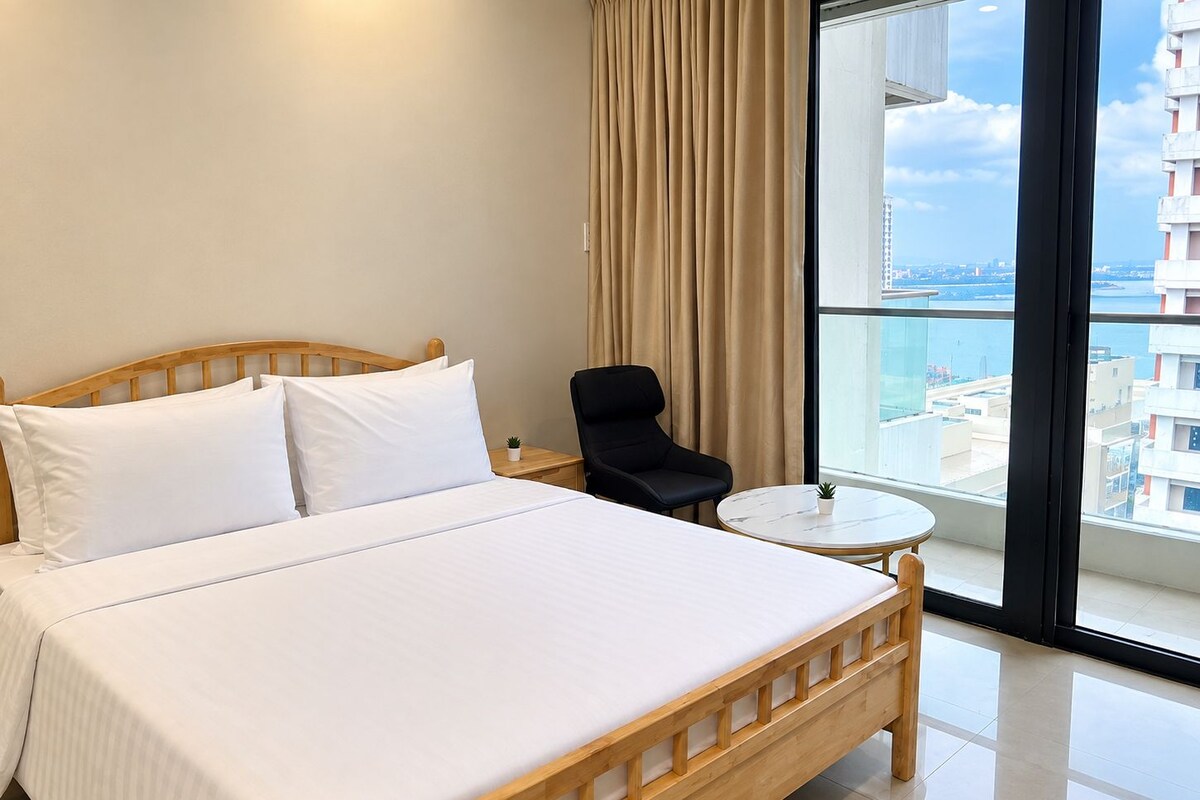Standard Studio Suite | Premium bedding, WiFi (free), individually decorated
