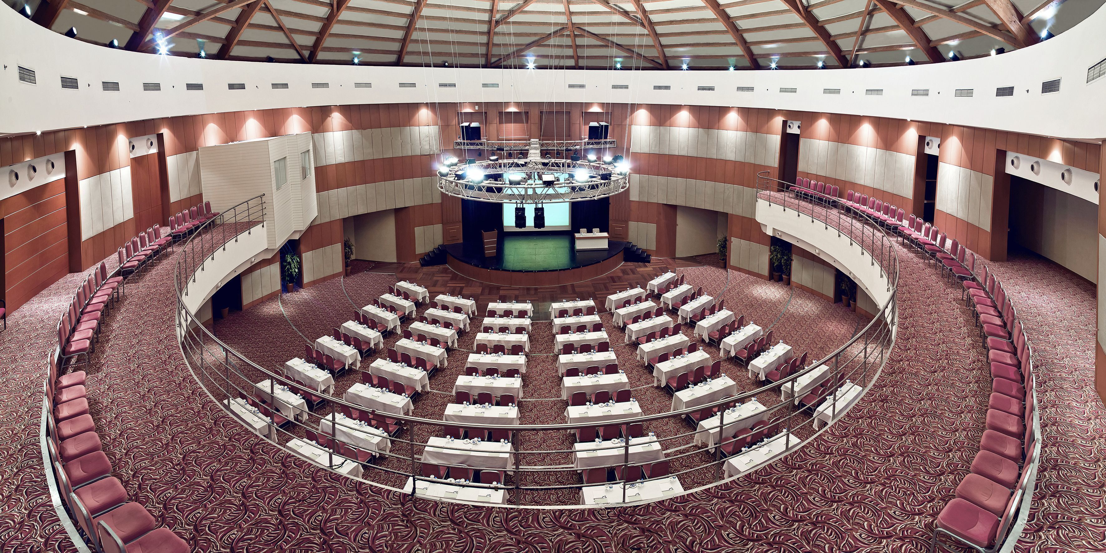 Photo - Paloma Sencia