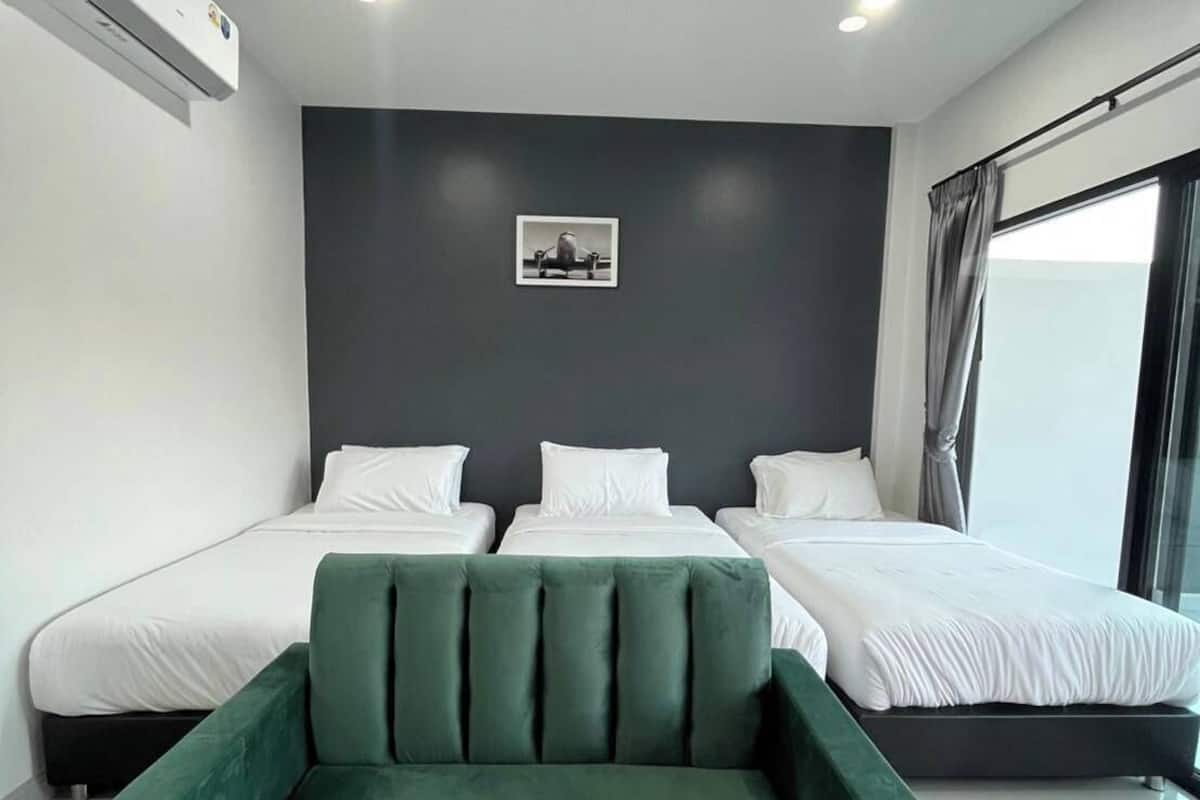 Chambre Triple Standard, balcon, vue jardin