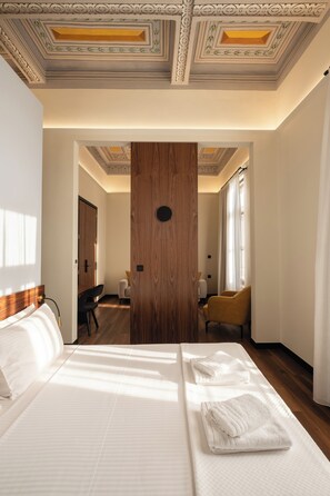 Suite Deluxe, 1 grand lit, non-fumeur, balcon