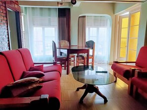 Living area - Funished appartement 2 rooms in Kigali - Good location (Kigali)