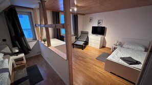 5 habitaciones, escritorio, wifi gratis y ropa de cama 