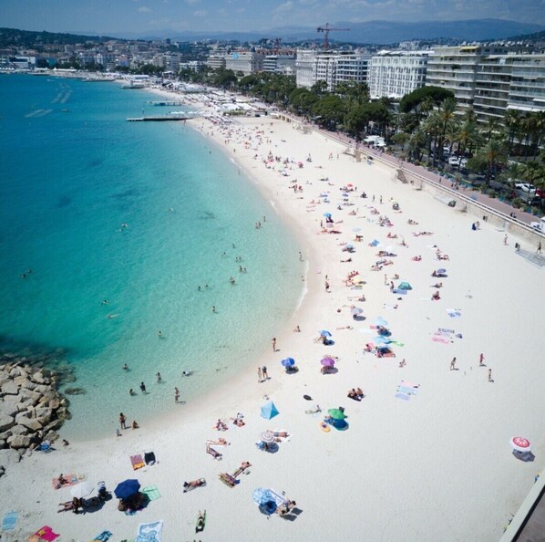Beach - Cosy and practical 2P apartment, beach 3 min away, private parking included (Cannes)