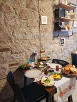 Desayuno completo incluido todos los días 