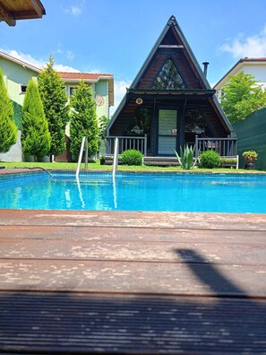 Outdoor pool - MK BUNGALOV SAPANCA (Sapanca)