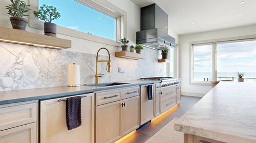 Tidal House + Beach Haven by Bayley Vacation Rentals