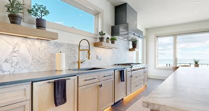 Tidal House + Beach Haven by Bayley Vacation Rentals