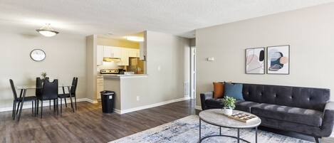 Een smart-tv en een kantoor