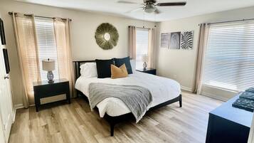 4 sovrum, strykjÀrn/strykbrÀda, wi-fi och sÀngklÀder