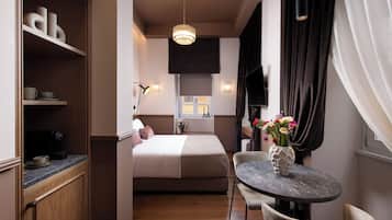 Deluxe Double Room No Balcony | Minibar, in-room safe, desk, blackout curtains