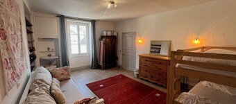 Grande Maison in the heart of Paray le Monial - 14p