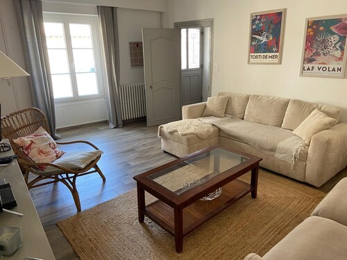 Grande Maison in the heart of Paray le Monial - 14p